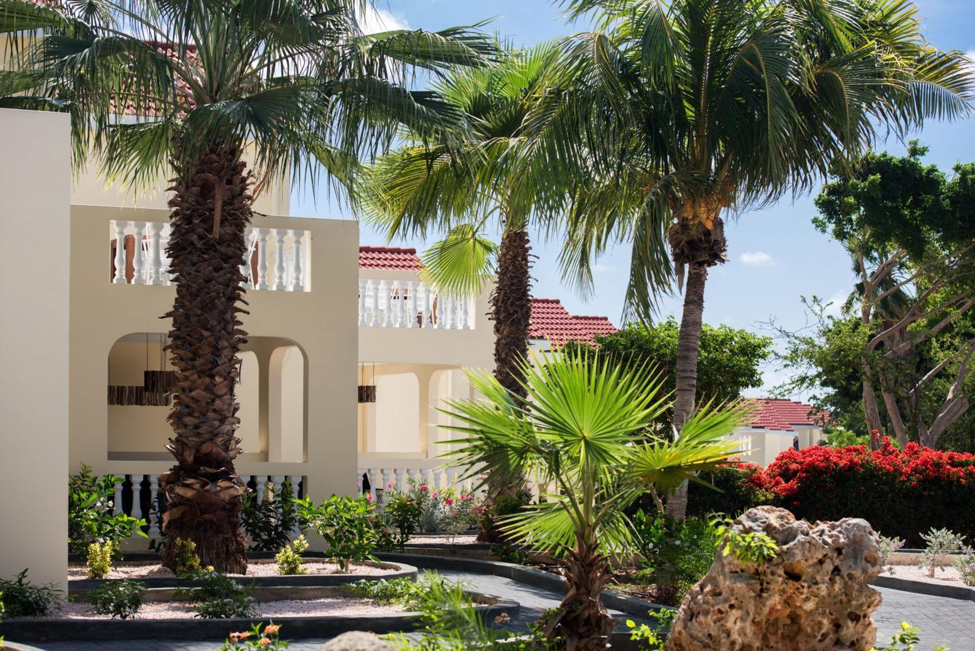 Livingstone Jan Thiel Resort Вилемстад Екстериор снимка